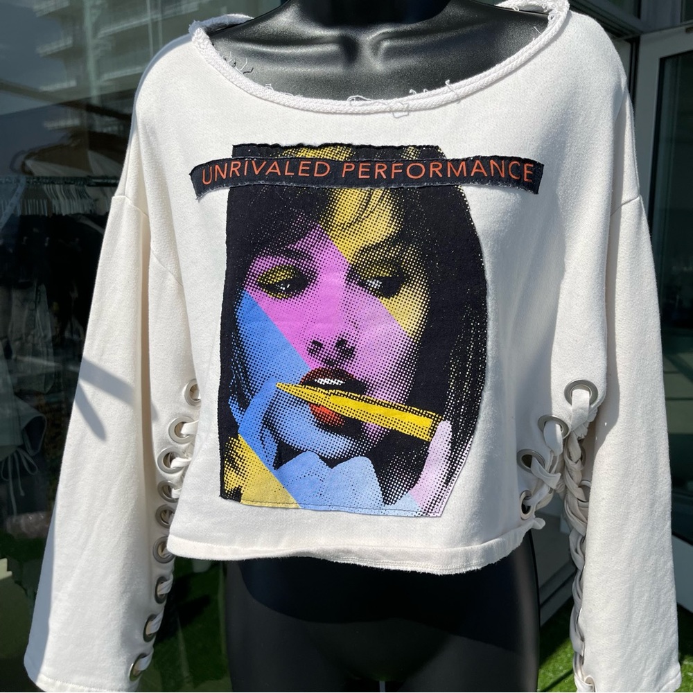 Alo Unrivaled Sweatshirt